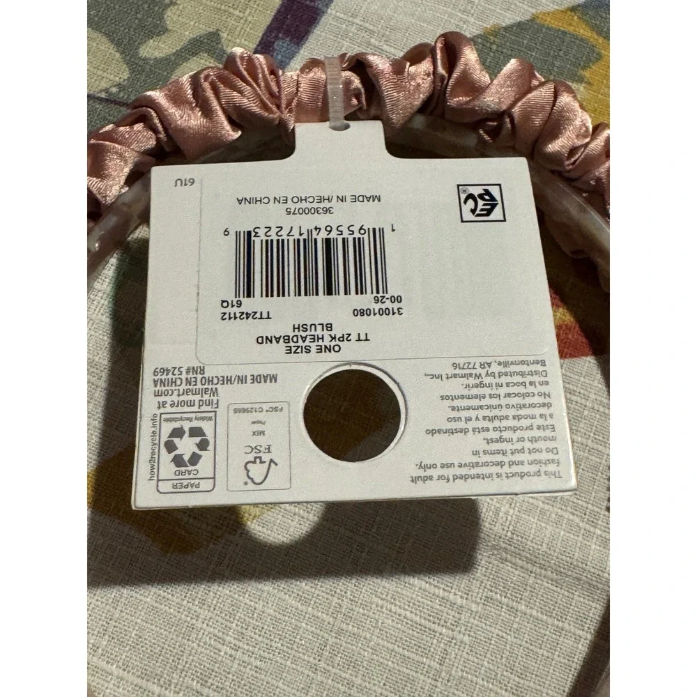 Time and Tru Blush Headband 2pk & Covergirl Yummy Gloss Havana Good Time Set
